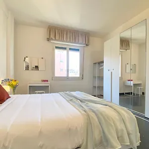 Appartamento Casaviva - Comfy Bilo In The Heart Of, Rapallo